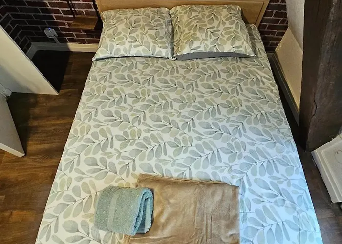 아파트 Studio Confortable A Montlucon - 19 M² Avec Equipements Pratiques 몽뤼꽁