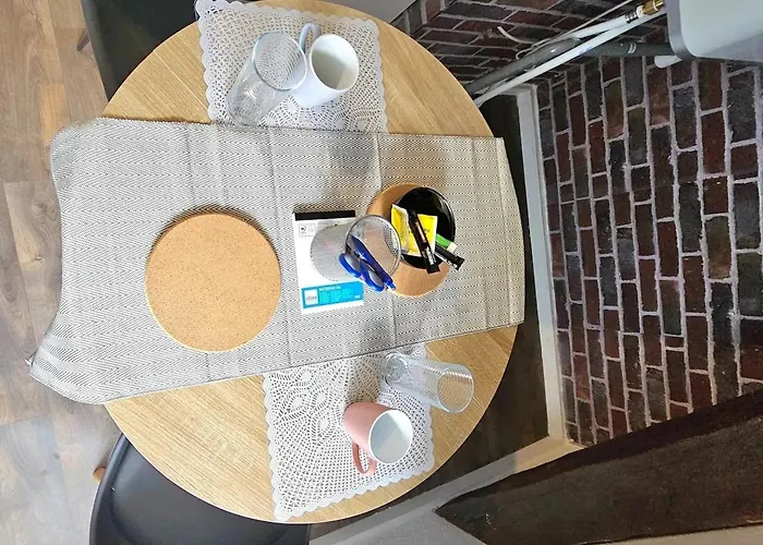 아파트 Studio Confortable A Montlucon - 19 M² Avec Equipements Pratiques 3*